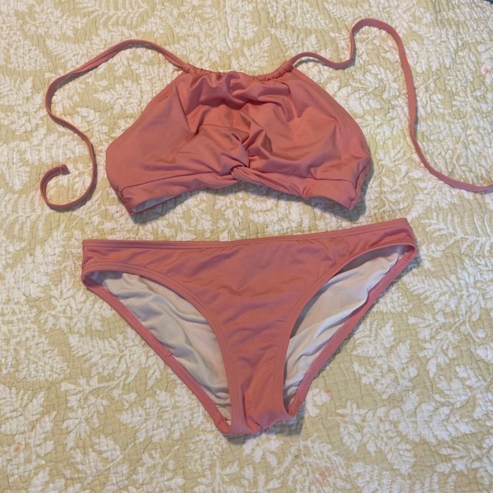 Bathing suit